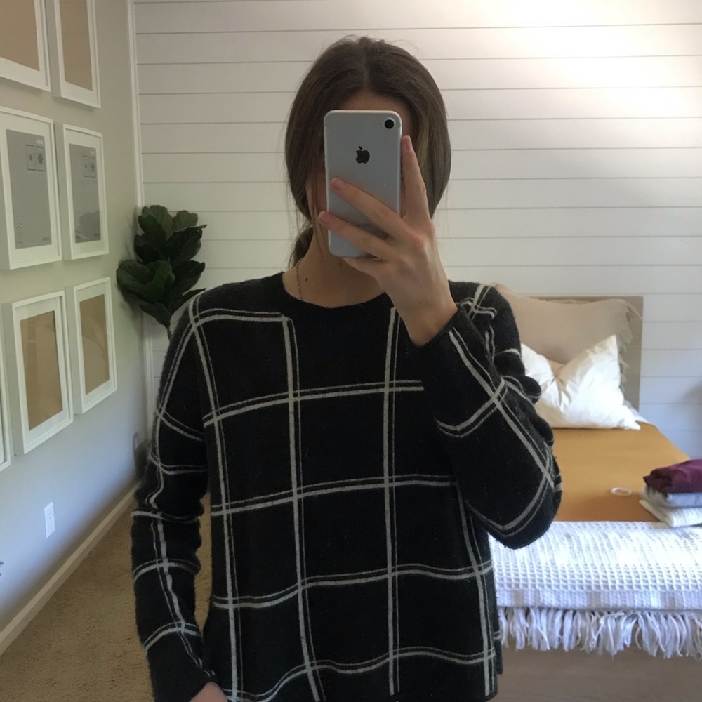 CUTEST SWEATER